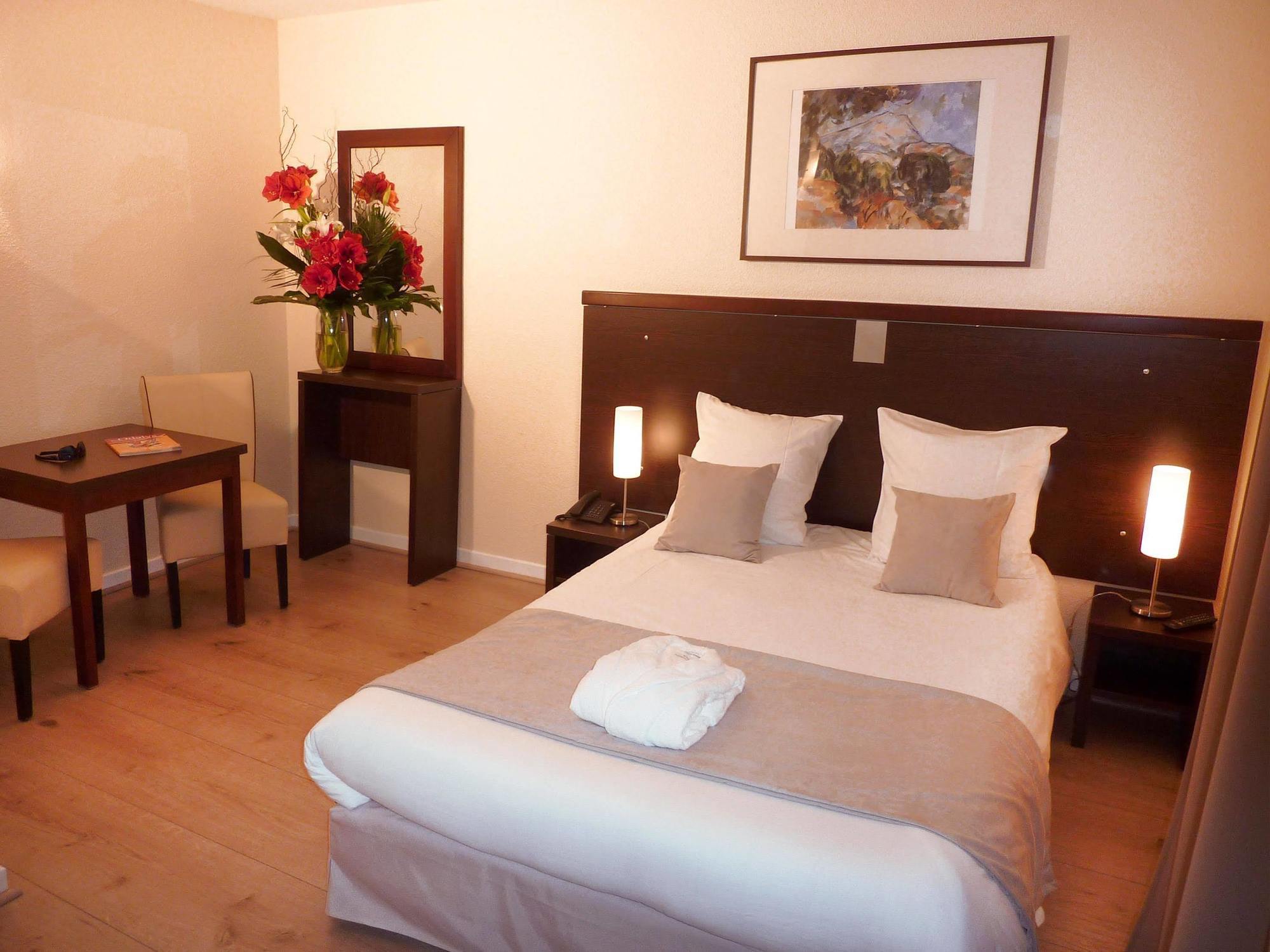 Aparthotel Odalys Aix En Provence L'atrium 3*